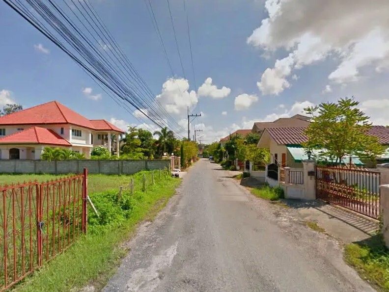 /international/th/soi-muban-phimuk-place-muthi-5-san-sai-noi-san-sai-chiang-mai-50210-thailand-san-sai-chiang-rai-340000052546/