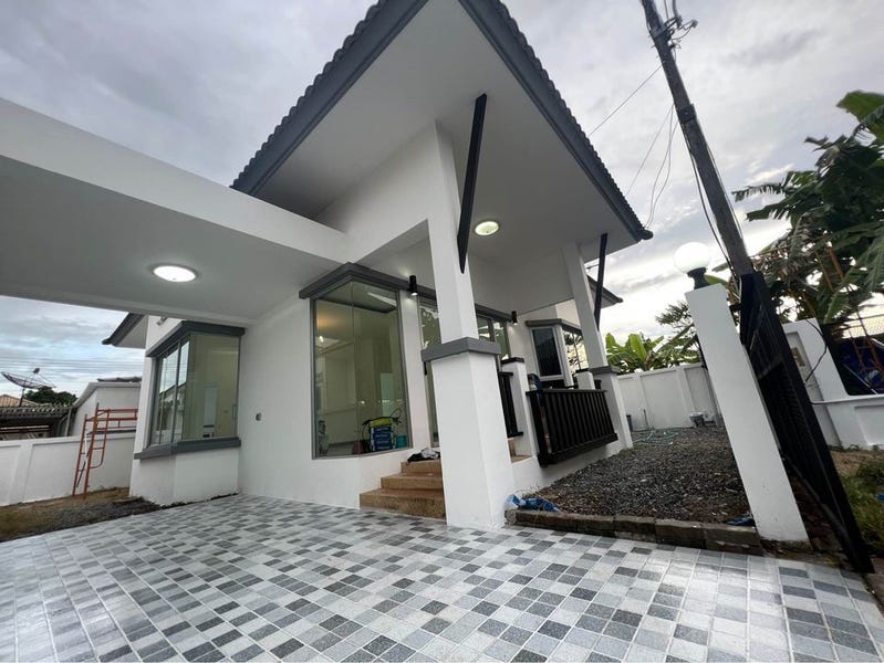 /international/th/1-64-ban-suan-neramit-5-pa-khlok-thalang-phuket-83110-thailand-thalang-phuket-340065070681/