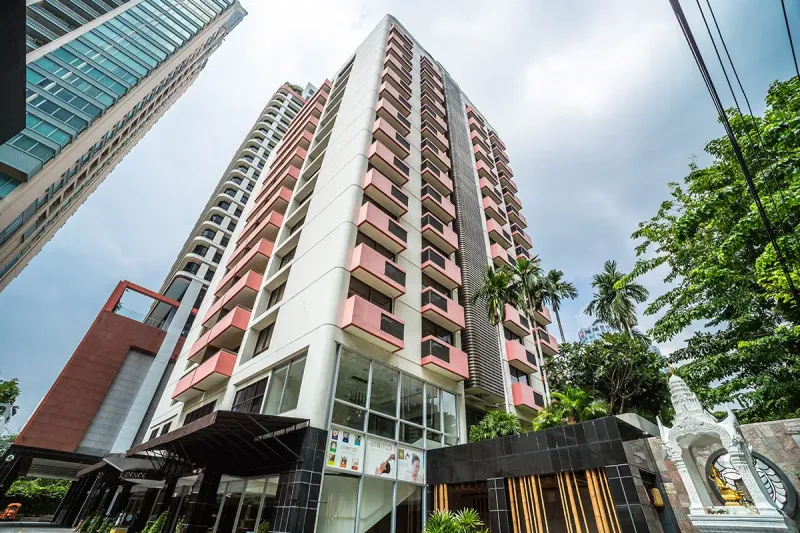 /international/th/130-soi-gotche-si-lom-bang-rak-bangkok-10500-thailand-bang-rak-bangkok-340000074307/