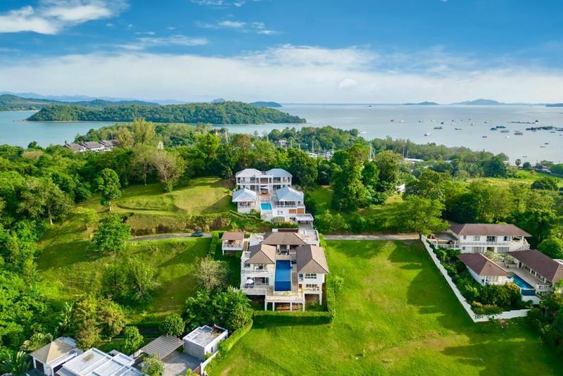 /international/th/soi-muban-estate-beach-front-pa-khlok-thalang-phuket-83110-tha-pa-khlok-phuket-province-340065073295/