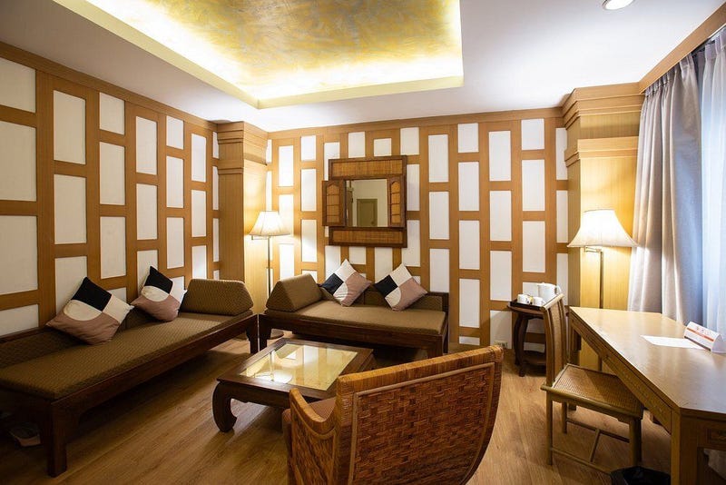 /international/th/129-soi-than-tawan-suriyawong-bang-rak-bangkok-10500-thailand-bang-rak-bangkok-340000090396/