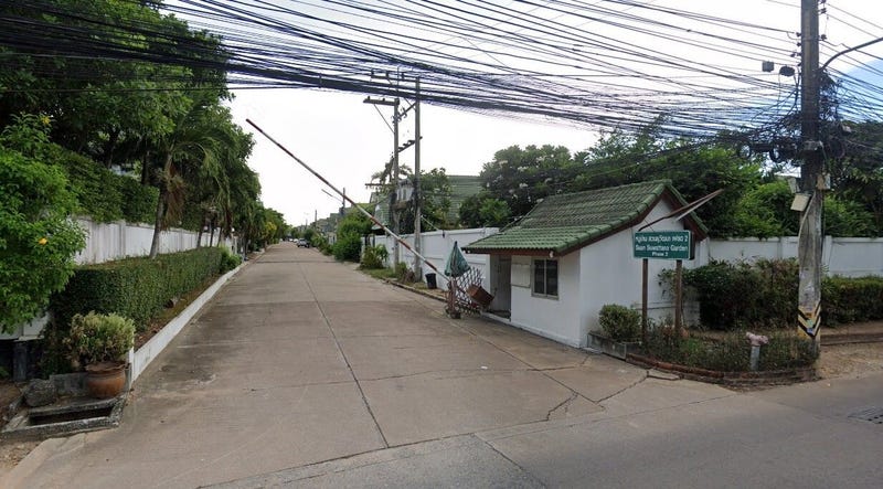 /international/th/soi-laplae-nong-prue-bang-lamung-chon-buri-20150-tha-nong-prue-chon-buri-340066049032/