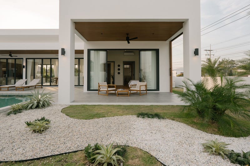 /international/th/b-k-metal-sheet-hin-lek-fai-hua-hin-prachuap-khiri-khan-thailand-hua-hin-changwat-prachuap-khiri-khan-340066026173/