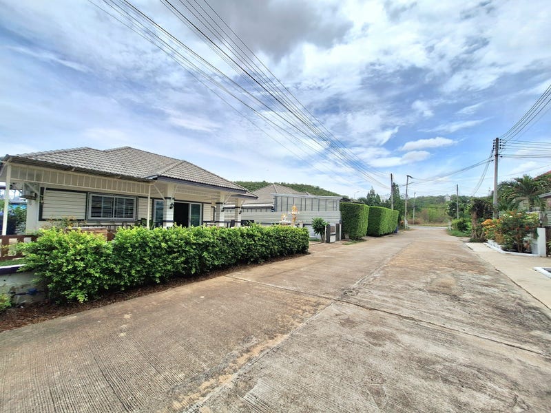 /international/th/122-1-thanon-prajak-silapakhom-thap-tai-hua-hin-prachuap-khiri-khan-77110-thailand-hua-hin-changwat-prachuap-khiri-khan-340066024460/