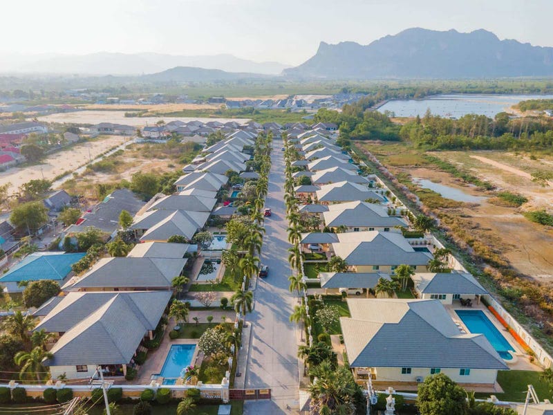 /international/th/muban-ban-tawan-soi-muban-ban-tawan-cha-am-phetchaburi-76120-tha-cha-am-phetchaburi-340000133677/