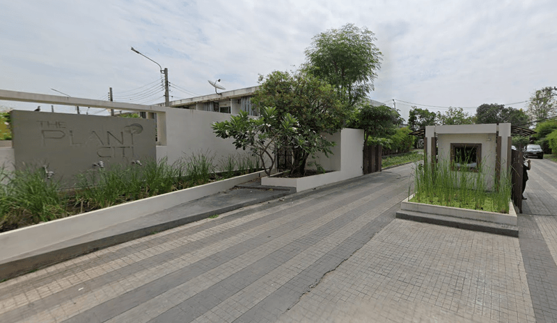 /international/th/nak-niwat-48-yaek-14-1-lat-phrao-bangkok-10230-thailand-lat-phrao-bangkok-340065905274/