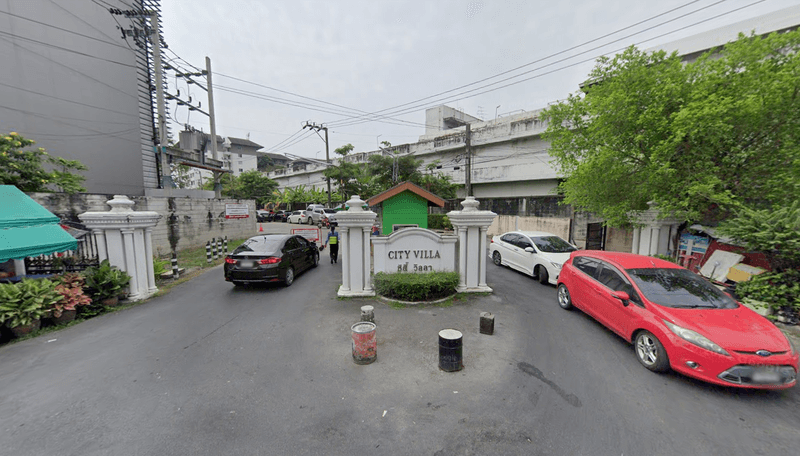 /international/th/froet-chan-on-soi-drive-in-square-1-khlong-chan-bang-kapi-bangkok-10240-thailand-bang-kapi-bangkok-340000213960/