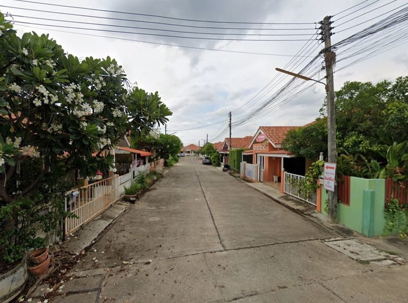 /international/th/soi-thung-chong-fa-hua-ro-phitsanulok-65000-thailand-phitsanulok-phitsanulok-340000101927/