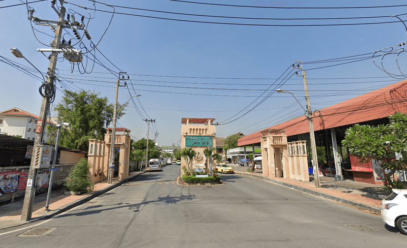 /international/th/72-439-moo-5-soi-muban-pruksa-ville-kanchanaphisek-rd-sao-thong-hin-bang-yai-nonthaburi-11140-tha-sao-thong-hin-nonthaburi-340000099187/