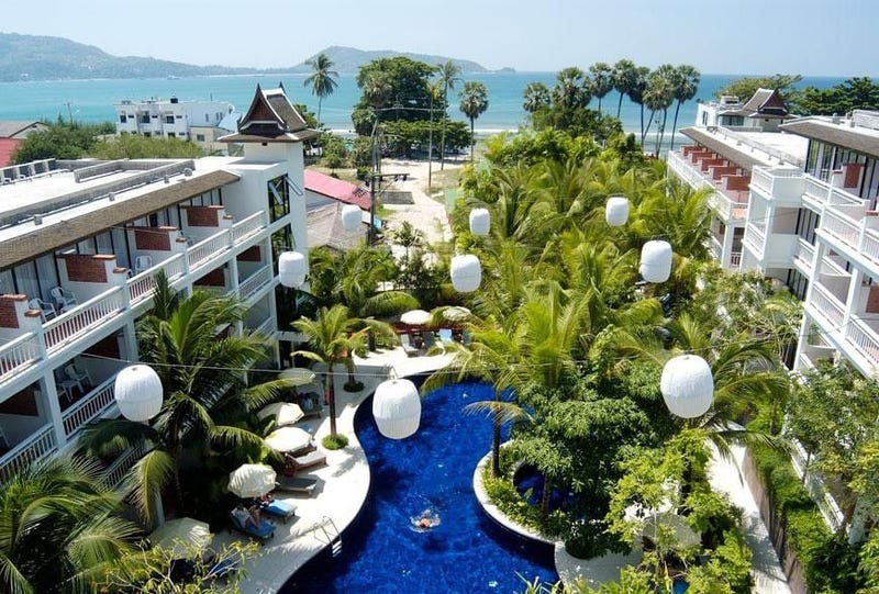 /international/th/sunset-beach-resort-pa-tong-amphoe-kathu-phuket-province-83150-tha-pa-tong-phuket-province-340000144844/