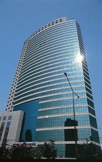 /international/th/forum-tower-184-157-ratchadaphisek-rd-huai-khwang-bangkok-10310-tha-huai-khwang-bangkok-340000221432/