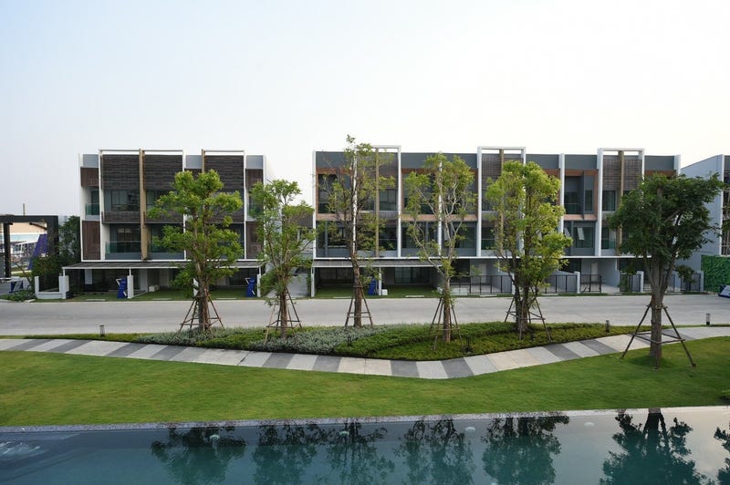 /international/th/549-423-soi-muban-thorani-nikhom-nawamin-bueng-kum-bangkok-10230-thailand-bueng-kum-bangkok-340065077799/
