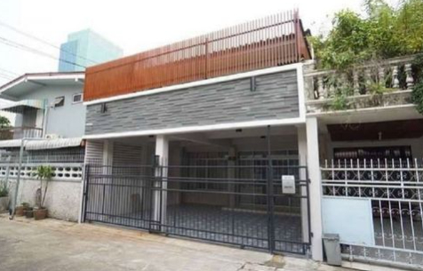 /international/th/kit-mongkhon-center-ltd-part-soi-ratchadaphisek-3-yaek-4-din-daeng-bangkok-10400-tha-din-daeng-bangkok-340066024156/
