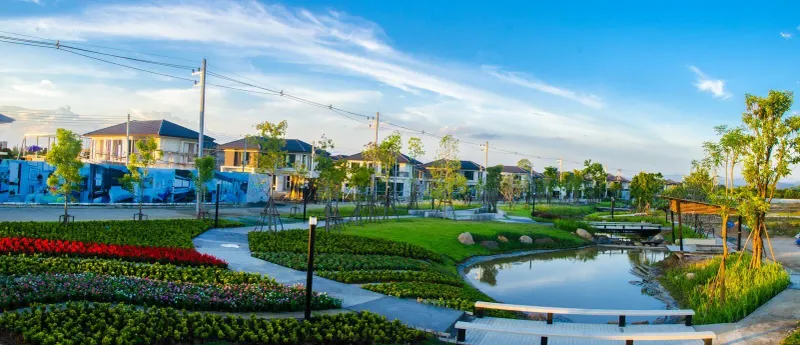 /international/th/soi-muban-phloen-chit-collina-san-kamphaeng-chiang-mai-50130-tha-san-kamphaeng-chiang-mai-340065076106/