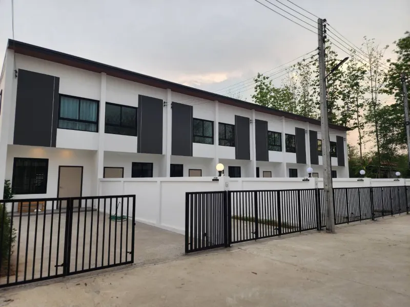 /international/th/rongraem-okfod-kankhlong-chonprathan-road-muthi-1-yuwa-san-pa-tong-chiang-mai-50120-thailand-san-pa-tong-chiang-mai-340000076319/