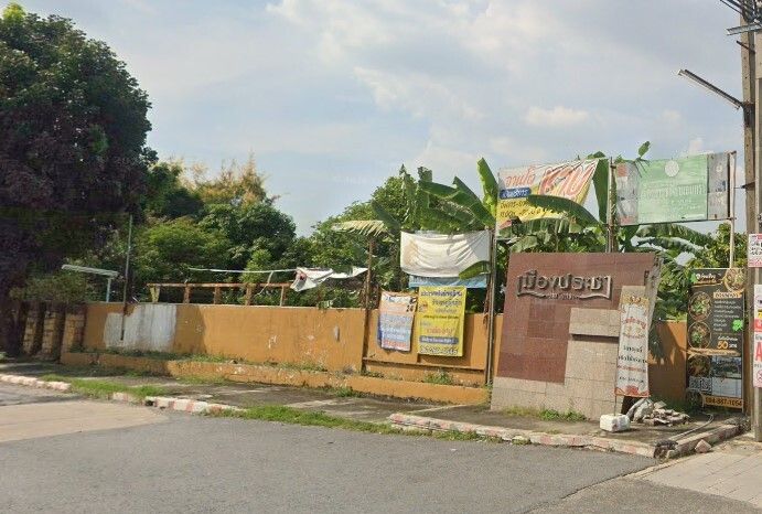 /international/th/soi-hathai-rat-35-sam-wa-tawan-tok-khlong-sam-wa-bangkok-10510-tha-sam-wa-tawan-tok-bangkok-340000151615/