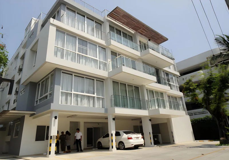/international/th/ban-phong-phairot-hua-thanon-1-nong-kae-hua-hin-prachuap-khiri-khan-77110-thailand-hua-hin-changwat-prachuap-khiri-khan-340065894883/