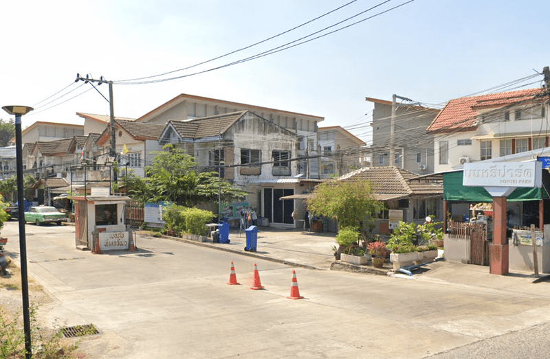 /international/th/chaloem-phrakiat-ro-9-bang-len-bang-yai-nonthaburi-11140-thailand-bang-yai-changwat-nonthaburi-340000020258/