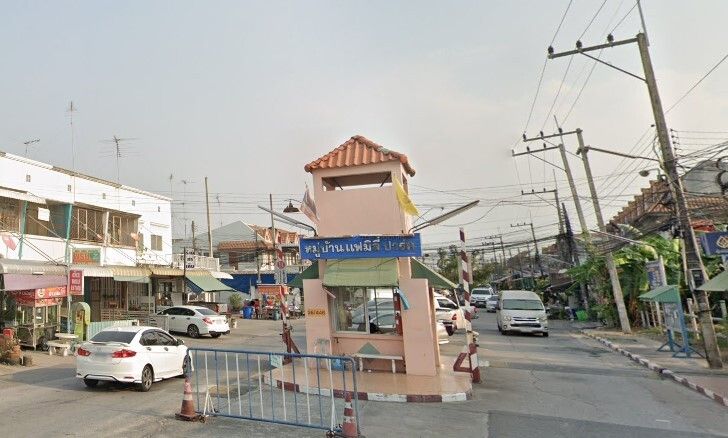 /international/th/muban-family-park-rd-na-pa-mueang-chon-buri-chon-buri-20000-tha-na-pa-chon-buri-340000100943/