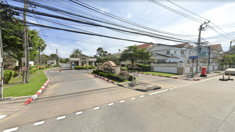 /international/th/39-phraya-suren-13-bang-chan-khlong-sam-wa-bangkok-10510-thailand-khlong-sam-wa-bangkok-340065985512/