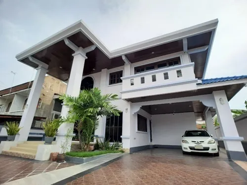 /international/th/soi-muban-saran-chit-4-soi-2-bang-chak-phra-khanong-bangkok-10260-tha-bang-chak-bangkok-340000033269/
