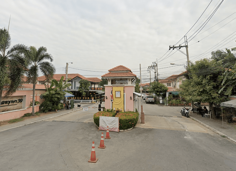 /international/th/168-290-thoet-phrakiat-5-thawakhom-maharat-road-sao-thong-hin-bang-yai-nonthaburi-11140-thailand-bang-yai-changwat-nonthaburi-340000098975/