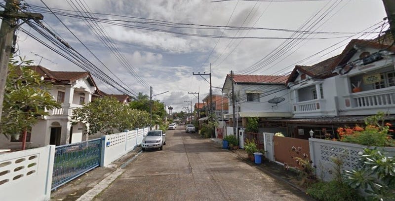 /international/th/28-11-luang-pho-cheam-road-chalong-phuket-83130-thailand-phuket-phuket-340065071605/