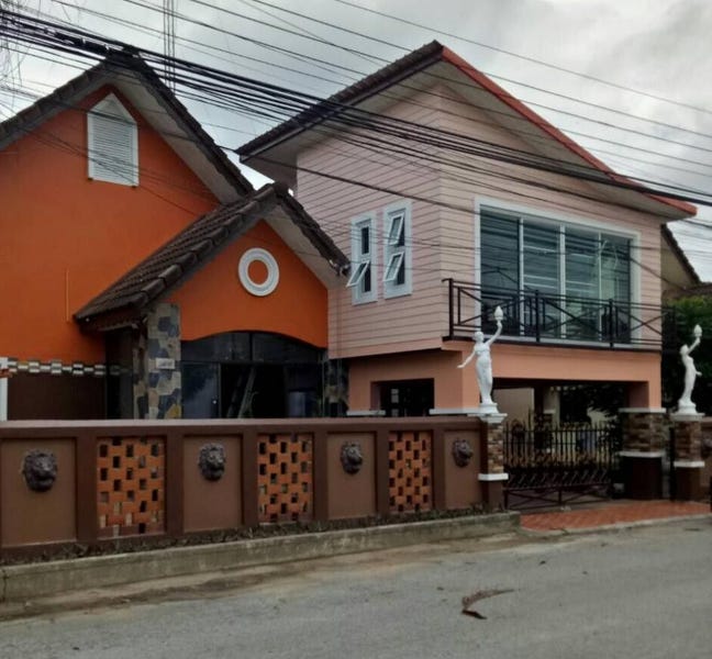 /international/th/214-59-moo-5-mae-hia-mueang-chiang-mai-chiang-mai-50100-tha-mae-hia-chiang-mai-340000227521/