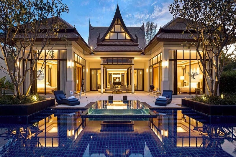 /international/th/33-khrongkan-ban-le-phang-ban-layan-rd-choeng-thale-thalang-phuket-83110-tha-choeng-thale-phuket-340000106149/