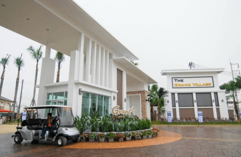 /international/th/333-2-the-grand-village-muthi-3-san-na-meng-san-sai-chiang-mai-50210-thailand-san-sai-chiang-rai-340000229616/