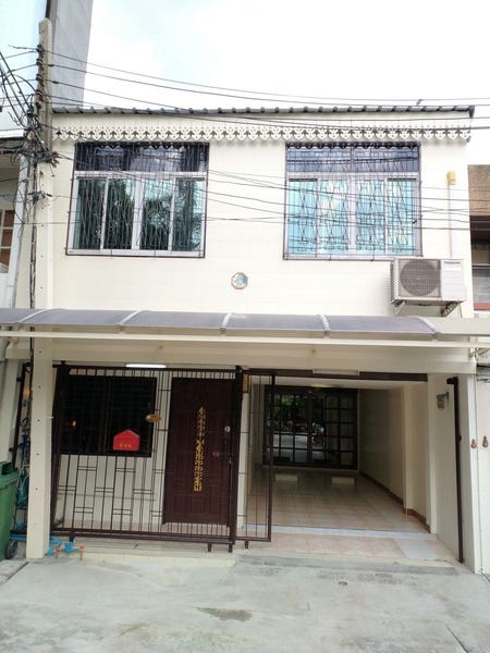/international/th/soi-phraya-pradiphat-phuban-khlong-toei-bangkok-10110-thailand-khlong-toei-bangkok-340000107469/