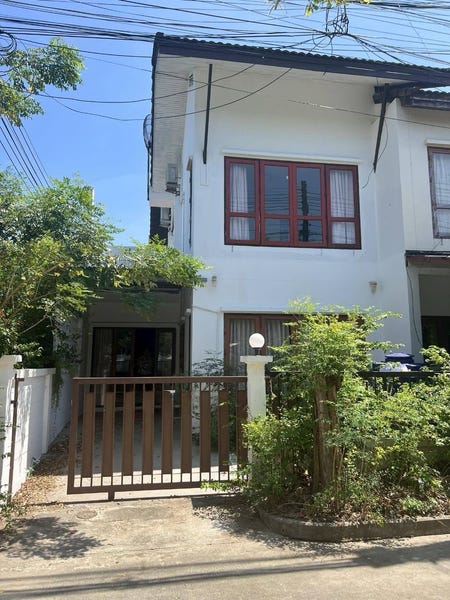/international/th/soi-chaweng-yai-community-12-bo-phut-ko-samui-surat-thani-84320-tha-bo-phut-surat-thani-340000047702/