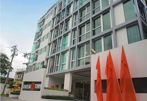 /international/th/chateau-in-town-ratchada-20-soi-sabai-chai-yaek-8-samsen-nok-huai-khwang-bangkok-10310-thailand-huai-khwang-bangkok-340000065595/