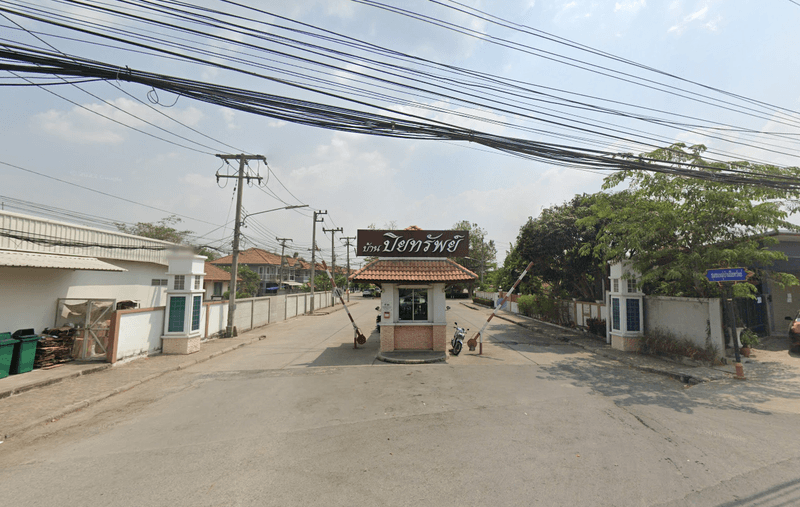 /international/th/liap-khlong-rangsit-prayun-sak-road-bueng-sanan-thanyaburi-pathum-thani-12110-thailand-thanyaburi-pathum-thani-340000199564/