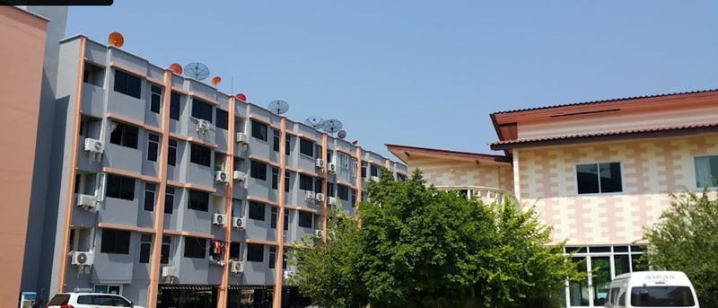 /international/th/karon-du-di-co-ltd-fueang-fa-condotel-5-164-soi-saeng-chan-wichit-mueang-phuket-phuket-83000-tha-wichit-phuket-340065074300/