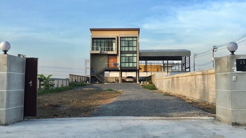 /international/th/liap-khlong-lamli-road-lahan-bang-bua-thong-nonthaburi-11110-thailand-bang-bua-thong-changwat-nonthaburi-340000282009/