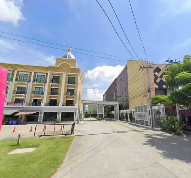 /international/th/patthana-chonnabot-3-road-khlong-song-ton-nun-lat-krabang-bangkok-10520-thailand-lat-krabang-bangkok-340000116772/