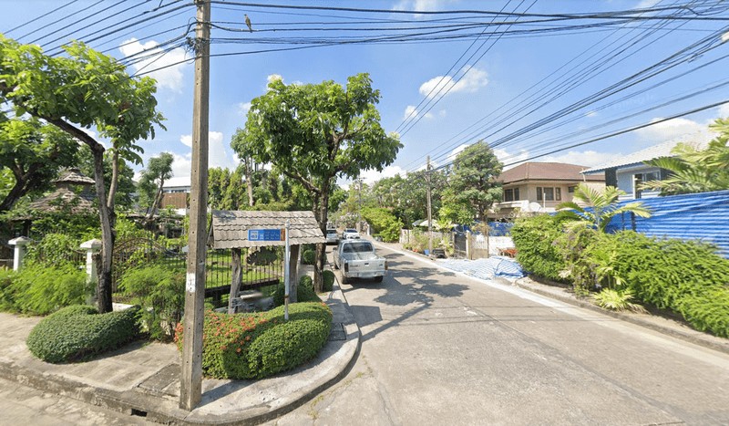 /international/th/mueangthong-sri-nakharin-road-saphan-sung-bangkok-10240-thailand-saphan-sung-bangkok-340000085510/