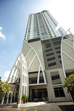 /international/th/l-h-villa-chong-nonsi-yan-nawa-bangkok-10120-thailand-yan-nawa-bangkok-340000208553/
