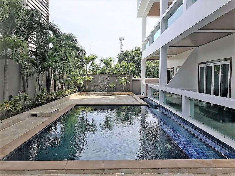 /international/th/86-92-moo-7-rawai-mueang-phuket-phuket-83130-tha-rawai-phuket-province-340065924863/