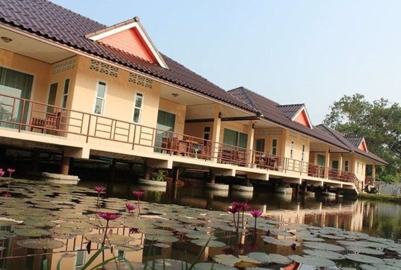 /international/th/leaf-house-soi-o-bo-to-chalong-chalong-mueang-phuket-phuket-83130-tha-chalong-phuket-340000023955/