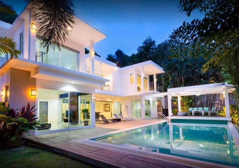/international/th/ban-saint-tropez-villa-12-19-soi-yu-suk-karon-mueang-phuket-phuket-83100-tha-karon-phuket-province-340000276846/