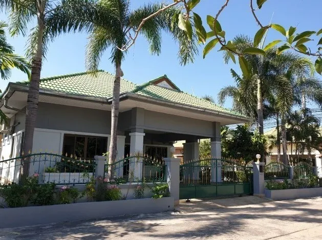/international/th/soi-thai-garden-hill-nong-prue-bang-lamung-chon-buri-20150-tha-nong-prue-chon-buri-340066071099/