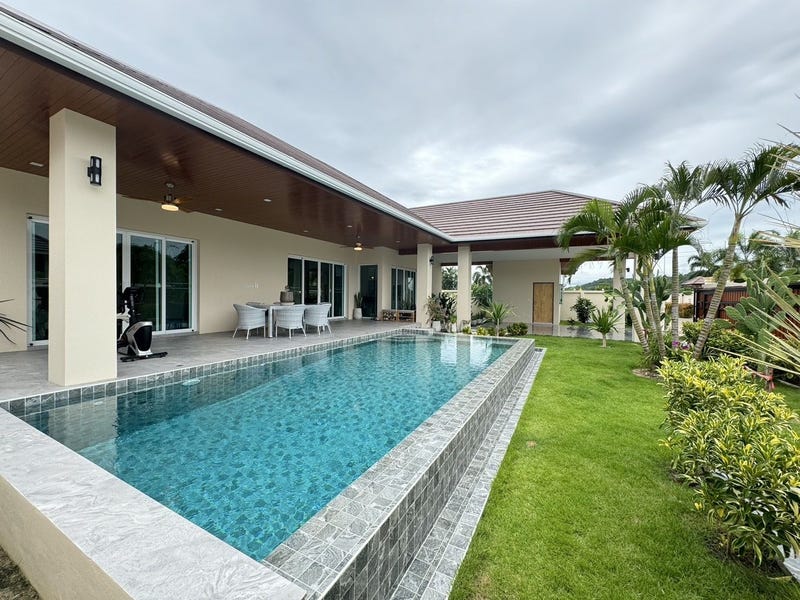 /international/th/prachuap-khiri-khan-2004-rural-rd-thap-tai-hua-hin-prachuap-khiri-khan-77110-tha-thap-tai-prachuap-khiri-khan-340000146870/