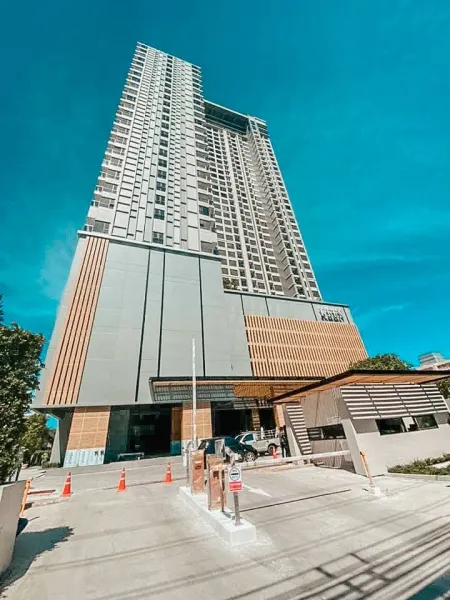 /international/th/khin-center-si-racha-95-5-highway-3-si-racha-chon-buri-20110-tha-si-racha-chon-buri-340000206728/