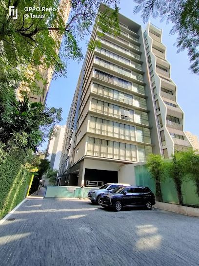 /international/th/19-sukhumvit-16-khlong-toei-bangkok-10110-thailand-khlong-toei-bangkok-340000092230/