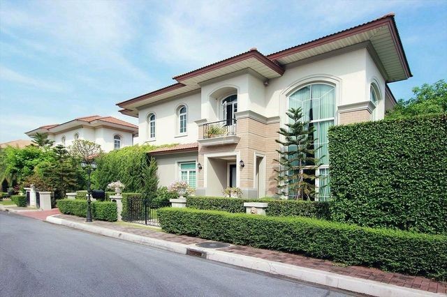 /international/th/48-5-soi-latdarom-watcharaphon-village-tha-raeng-bang-khen-bangkok-10220-thailand-bang-khen-bangkok-340000040157/