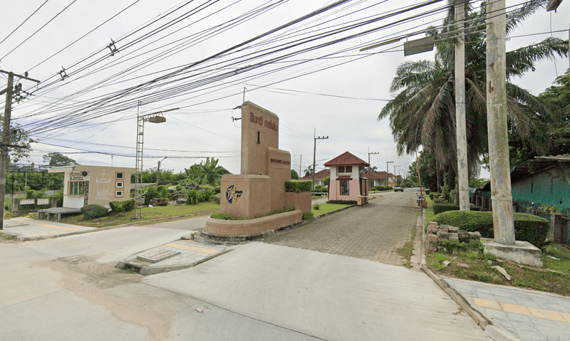 /international/th/muban-phrom-sinthawi-garden-ban-chang-rayong-highway-3-ban-chang-rayong-21130-tha-ban-chang-rayong-340000087586/