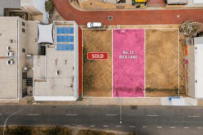 /international/au/12-bick-lane-north-fremantle-wa-205264887/