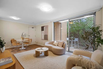 /international/au/1-21-mcilwraith-street-auchenflower-qld-151855320/